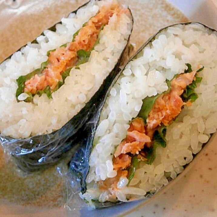 おにぎらず作り方 青じそ 鮭のおにぎらず レシピ 作り方 By なな1151 楽天レシピ おにぎらず作り方 青じそ 鮭のおにぎらず レシピ 作り方 By なな1151 楽天レシピ